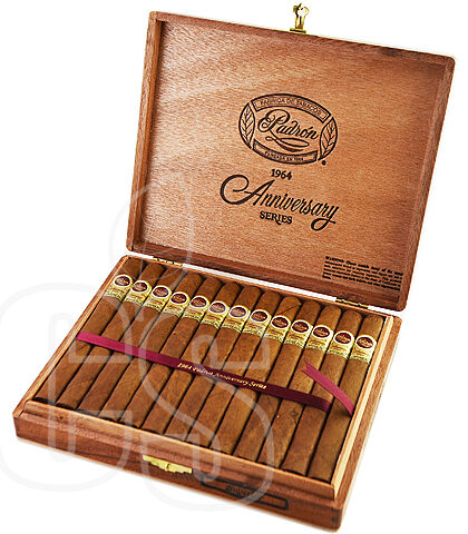 PADRON 1964 SUPERIOR NATURAL