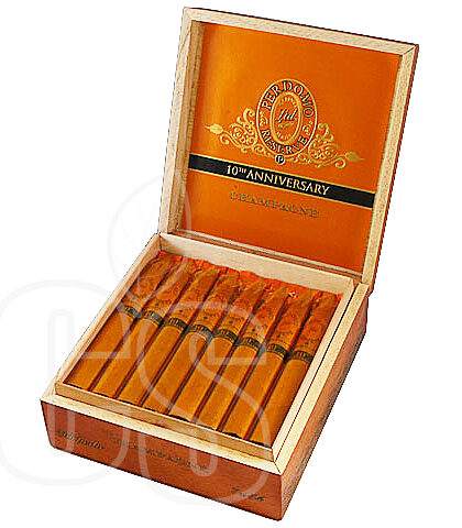 PERDOMO 10TH ANNIVERSARY TORPEDO