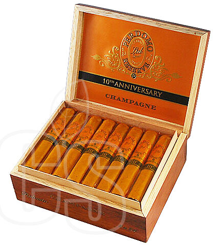 PERDOMO 10TH ANNIVERSARY ROBUSTO